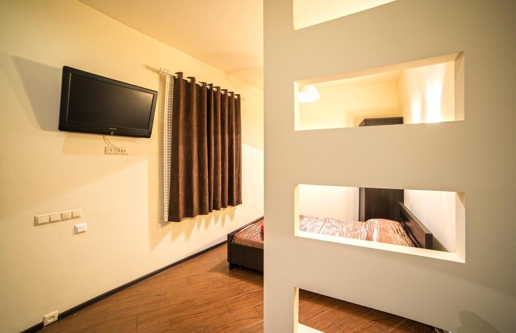 Apartment On Rappoporta 7B - 2 Lviv Exterior photo